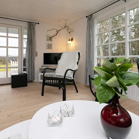 6 Person Holiday In Hals