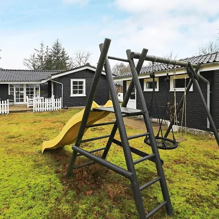 6 Person Holiday In *